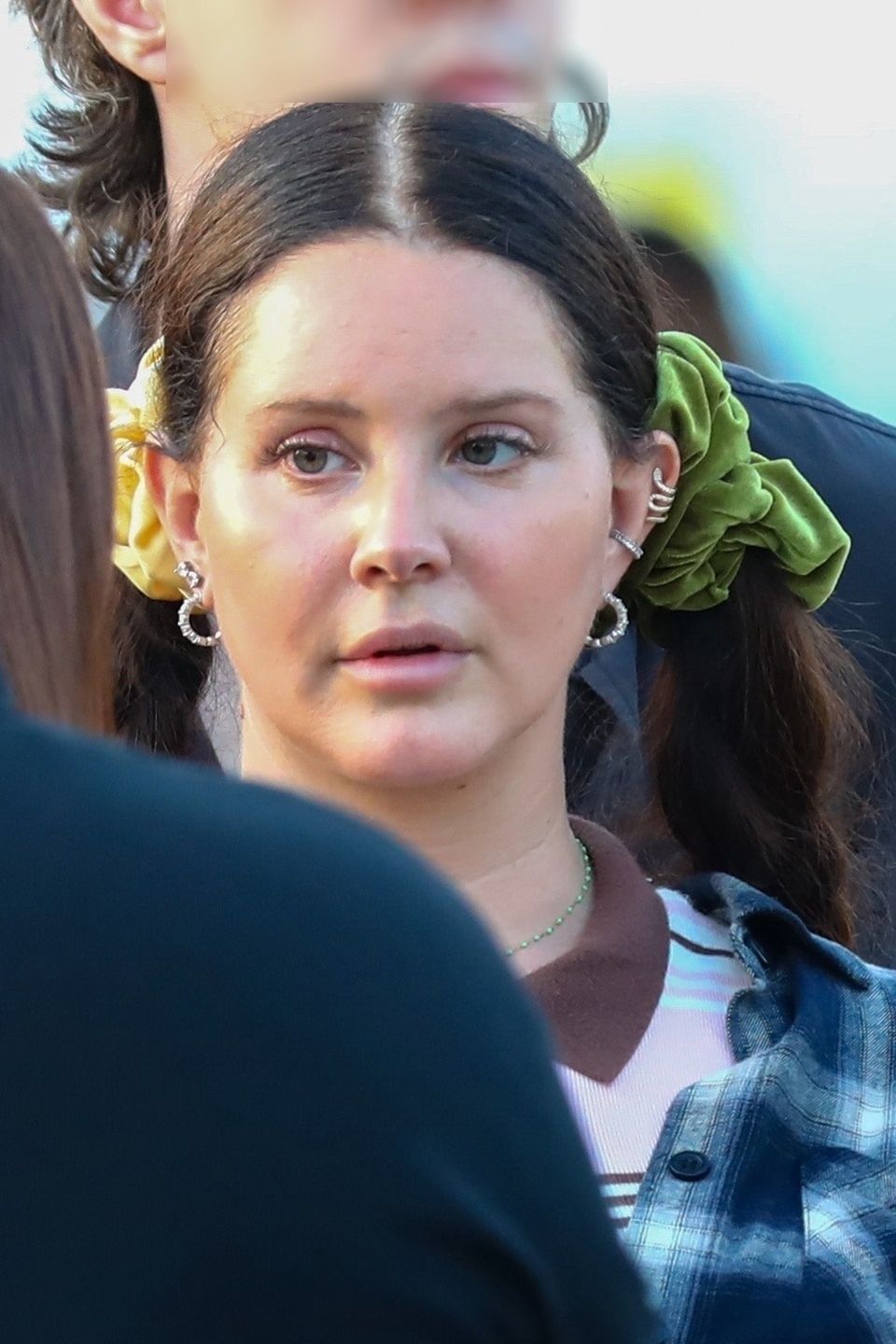 Lana Del Rey z kucykami na głowie