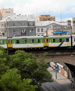 Warszawa. Kawałki betonu z wiaduktu runęły na jezdnię