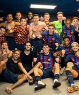 Co za radość w szatni Barcy. Lewandowski aż naprężył muskuły