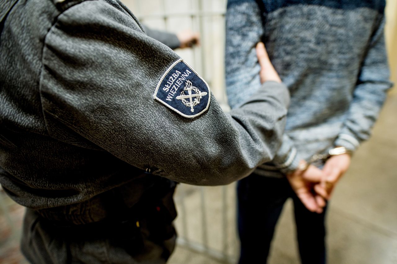 Polscy kryminaliści na Wyspach. Ponad 60 deportowanych w jednym tygodniu