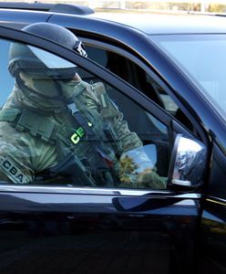 Police. CBA przeszukało mieszkanie burmistrza. Chodzi o śledztwo ws. zakupu afrykańskiej spółki