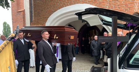 Uroczystości pogrzebowe ks. Stanisława Kotowskiego. Bydgoszcz żegna proboszcza katedry