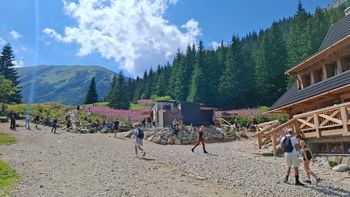 Tatry: Milion odwiedzających w miesiąc. Nigdy wcześniej nie było takiego wyniku