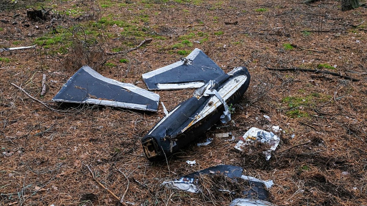 Fragmenty rosyjskiego drona na Ukrainie; zdj. poglądowe