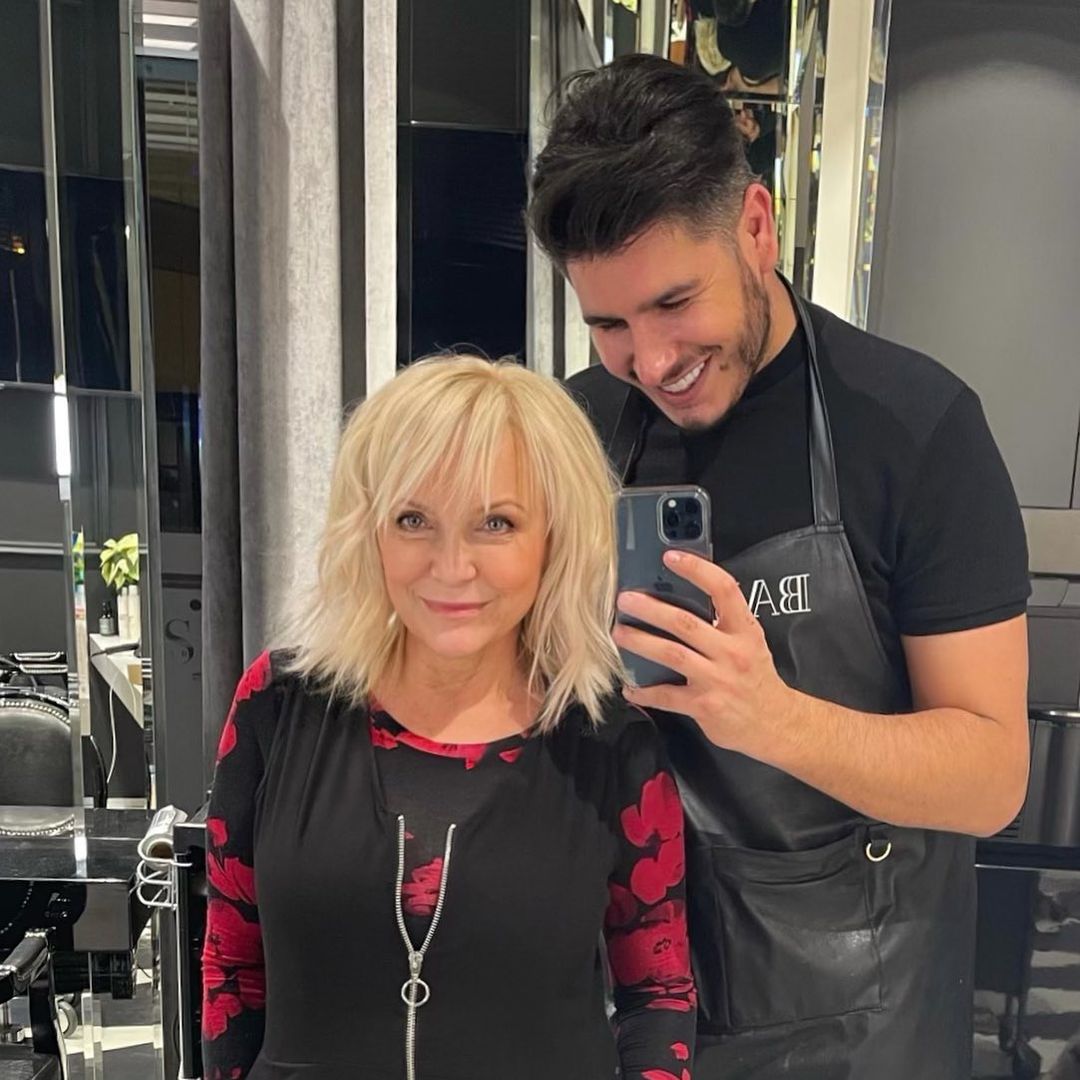 Małgorzata Ostrowska w długich włosach