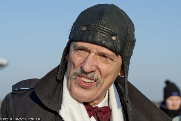 Korwin nagle odwraca kota ogonem: "Ludzie po śmierci Kory wycierają sobie usta jej nazwiskiem!"