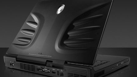 Mocny laptop Alienware 1