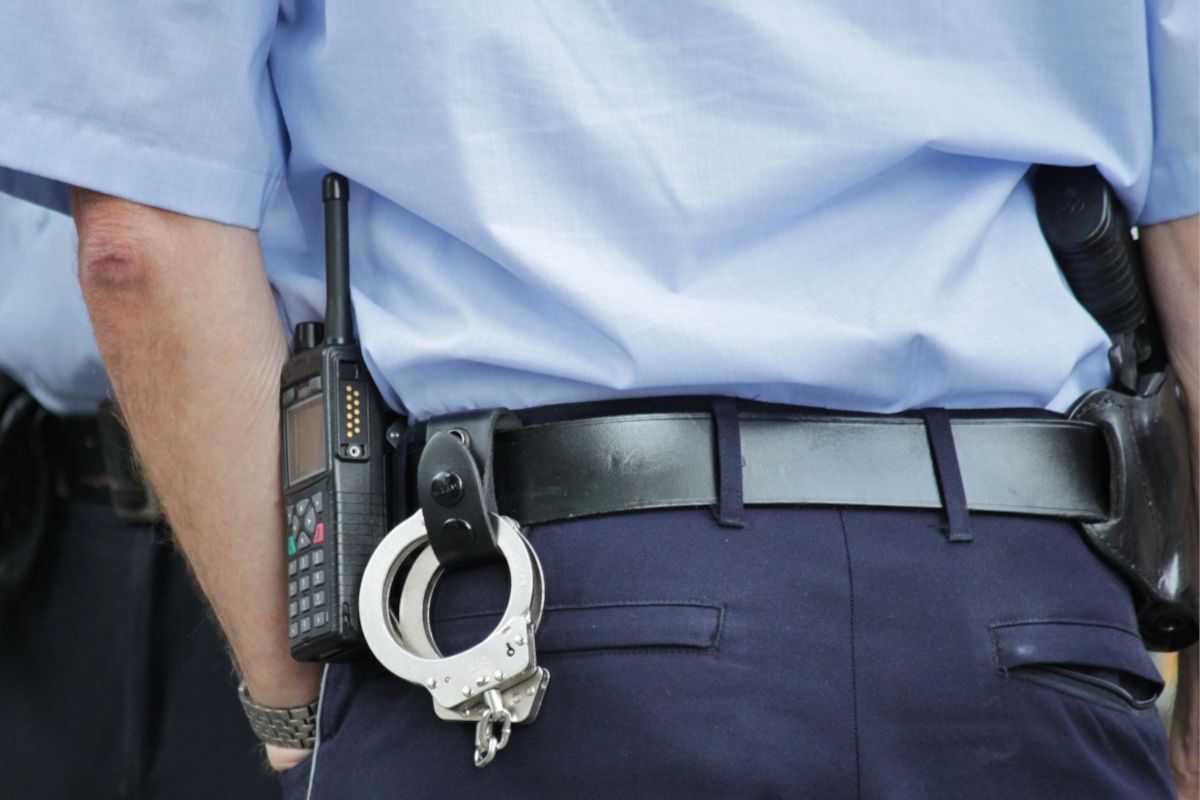 Pijany policjant wiózł dziecko.
