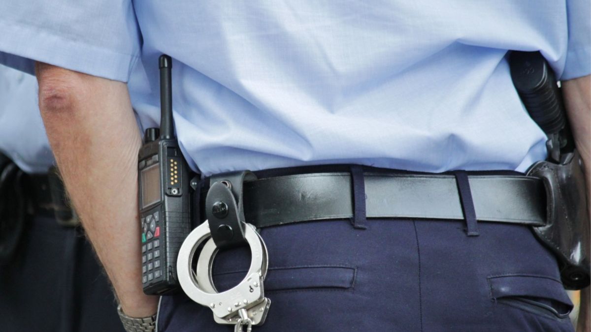 Pijany policjant wiózł dziecko.