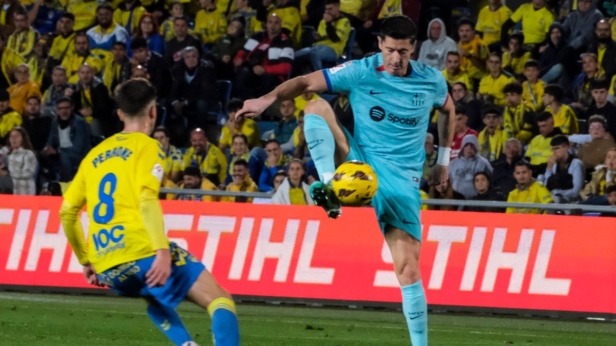 Zdjęcie okładkowe artykułu: PAP/EPA / Angel Medina G. / Na zdjęciu: Robert Lewandowski