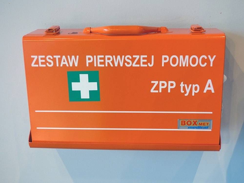 first-aid-kit-441309_640
