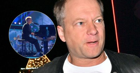 Maciej Stuhr znienacka zasiadł do fortepianu. Polacy wydali dobitny werdykt