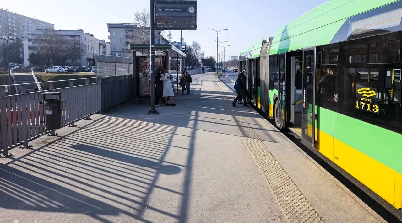 Zmiany na poznańskich przystankach. Przy PST pojawią się nowe oznaczenia