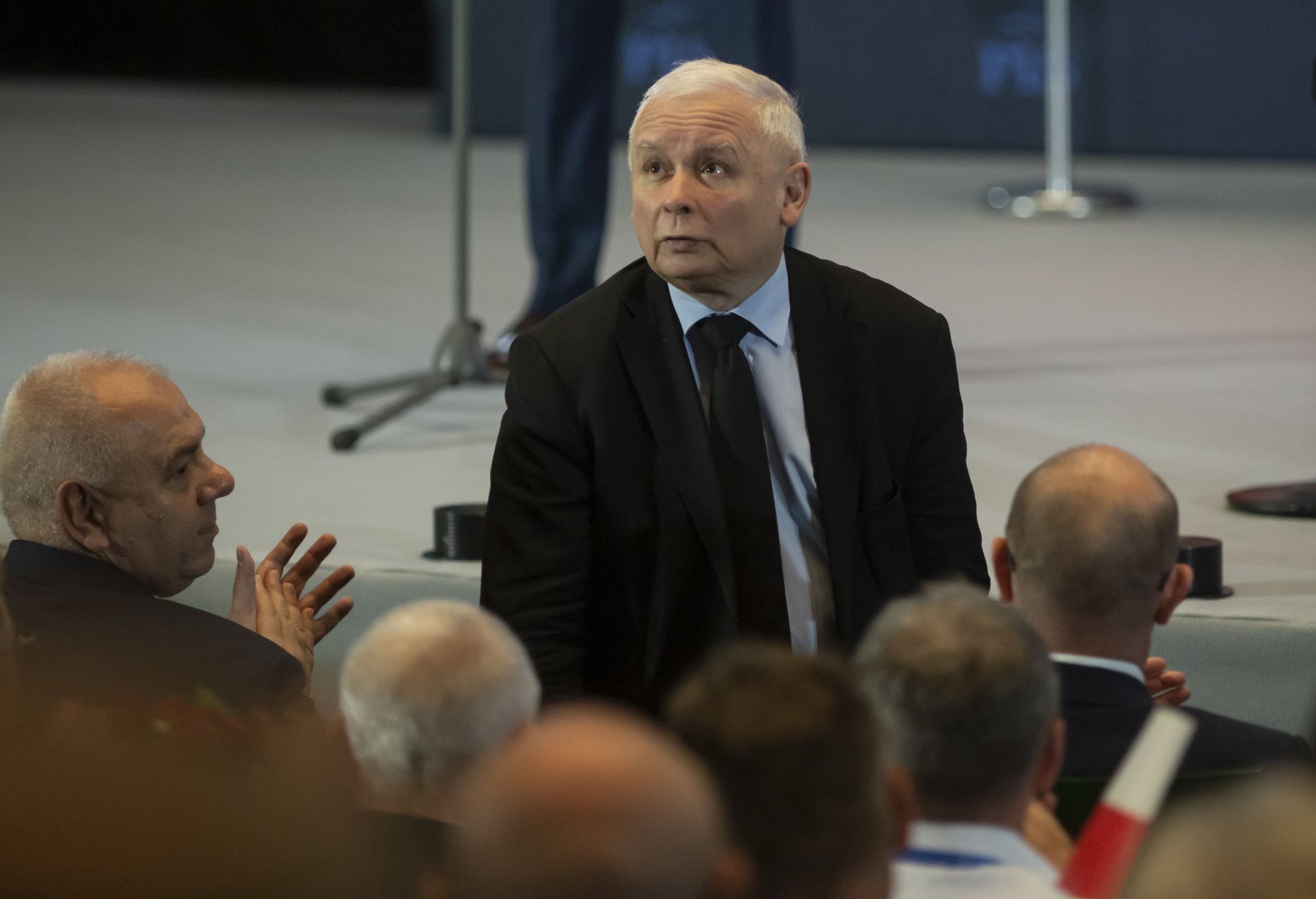 PiS naprawdę stracił przewagę. Mamy wyniki po sensacyjnym sondażu 