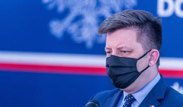 Szczepienia przeciw COVID-19. Michał Dworczyk o zmianach organizacji