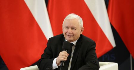 Kaczyński uderzył w Orbana. Te słowa naprawdę padły. "Wali mu się"