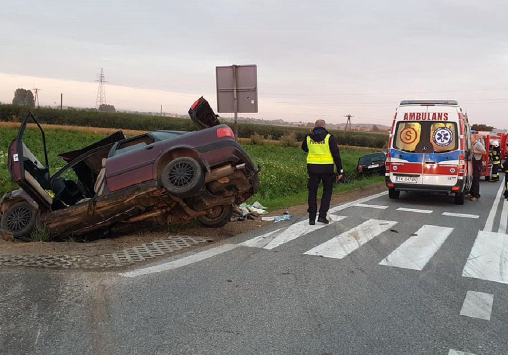 Groźny wypadek w Goźlicach. Do szpitala trafiło pięć osób 