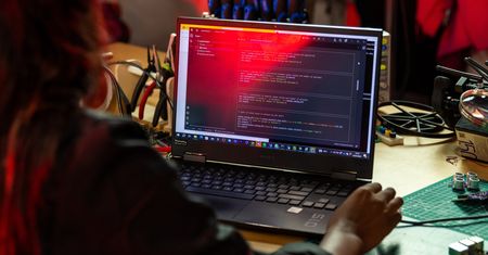 Antywirus z fałszywej strony. Po instalacji kradnie dane
