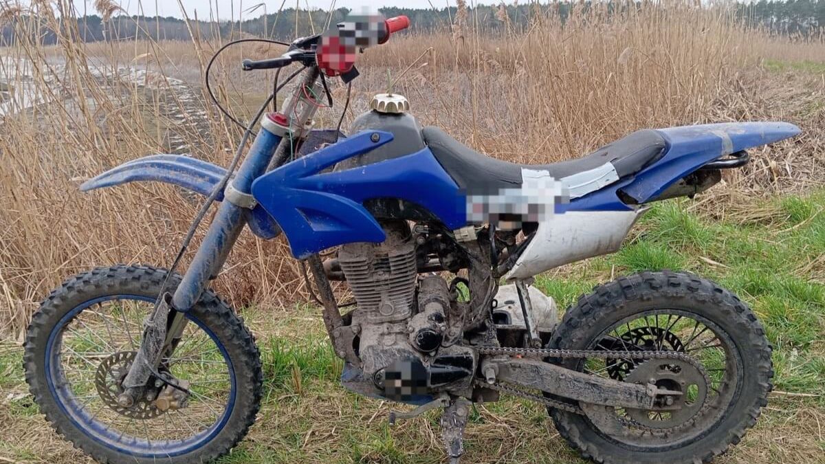 motocykl typu cross