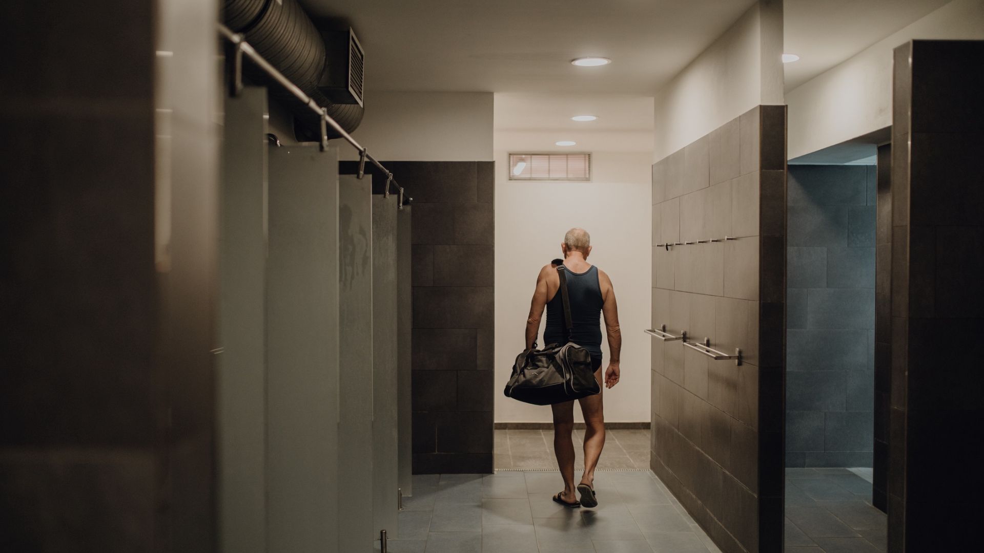 Nagrywał dzieci na basenie. Wyrok na byłego policjanta 