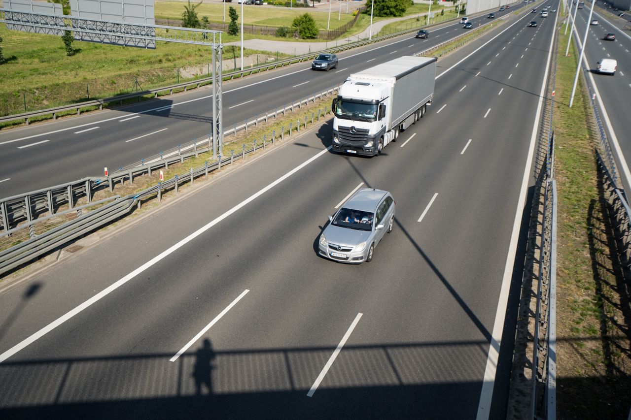 Pakiet mobilności wchodzi w życie. Sprawdź co się zmienia