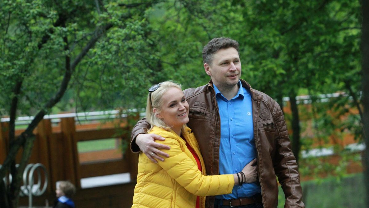 Długo walczyli o związek. Mąż posłanki PiS wybaczył jej zdradę i ciążę z kochankiem