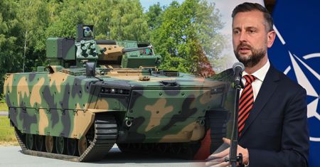 "Nigdy w historii nie było takiego dnia". Wielkie umowy na zbrojenia podpisane