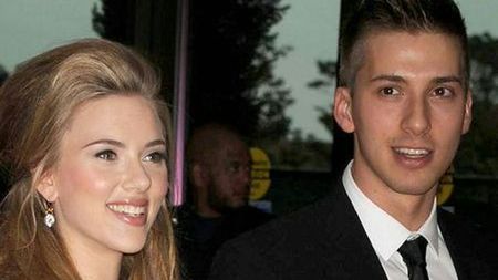 Scarlett i Hunter Johansson