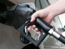 Niższe ceny paliw to koniec recesji światowej gospodarki