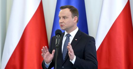 Ustawa frankowa po cichu wyrzucona do kosza? Prezydent uchyla rąbka tajemnicy