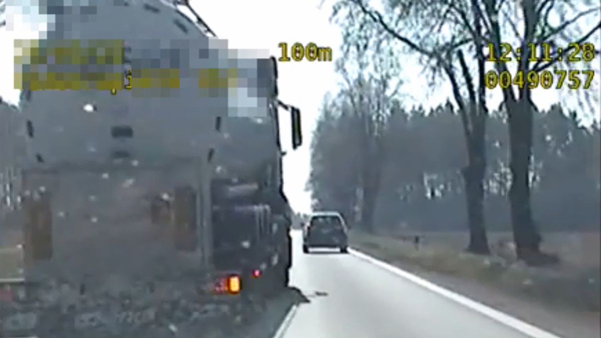 Otrzymał potężny mandat za wyprzedzenie radiowozu 