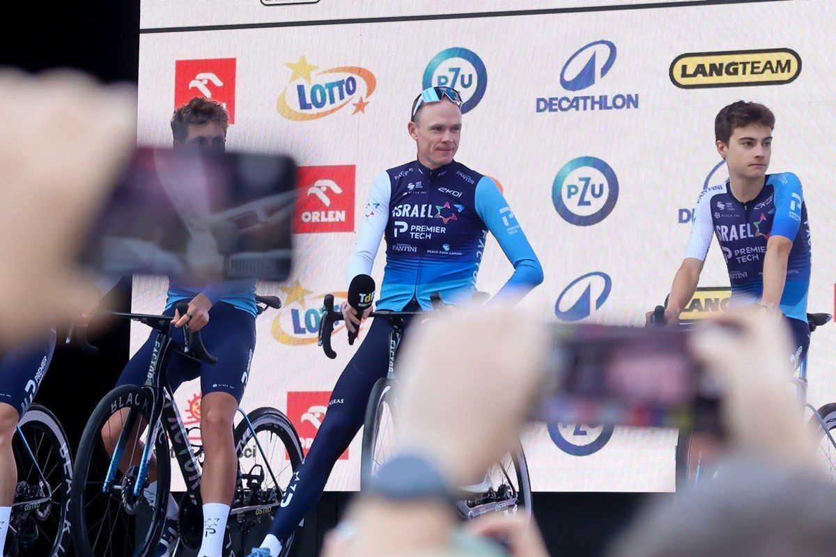 Tour de Pologne 2025, prezentacja drużyn, Wrocław 3.08.2025, Hala Stulecia