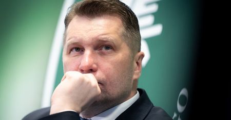 Cała prawda o godzinach "czarnkowych". Wymowne słowa nauczycieli