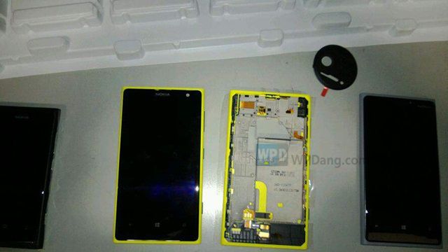 W skrócie: Galaxy Note 8.0 w Polsce, iPhone 5S w kolorowych obudowach, Xperia Z Google Edition 4