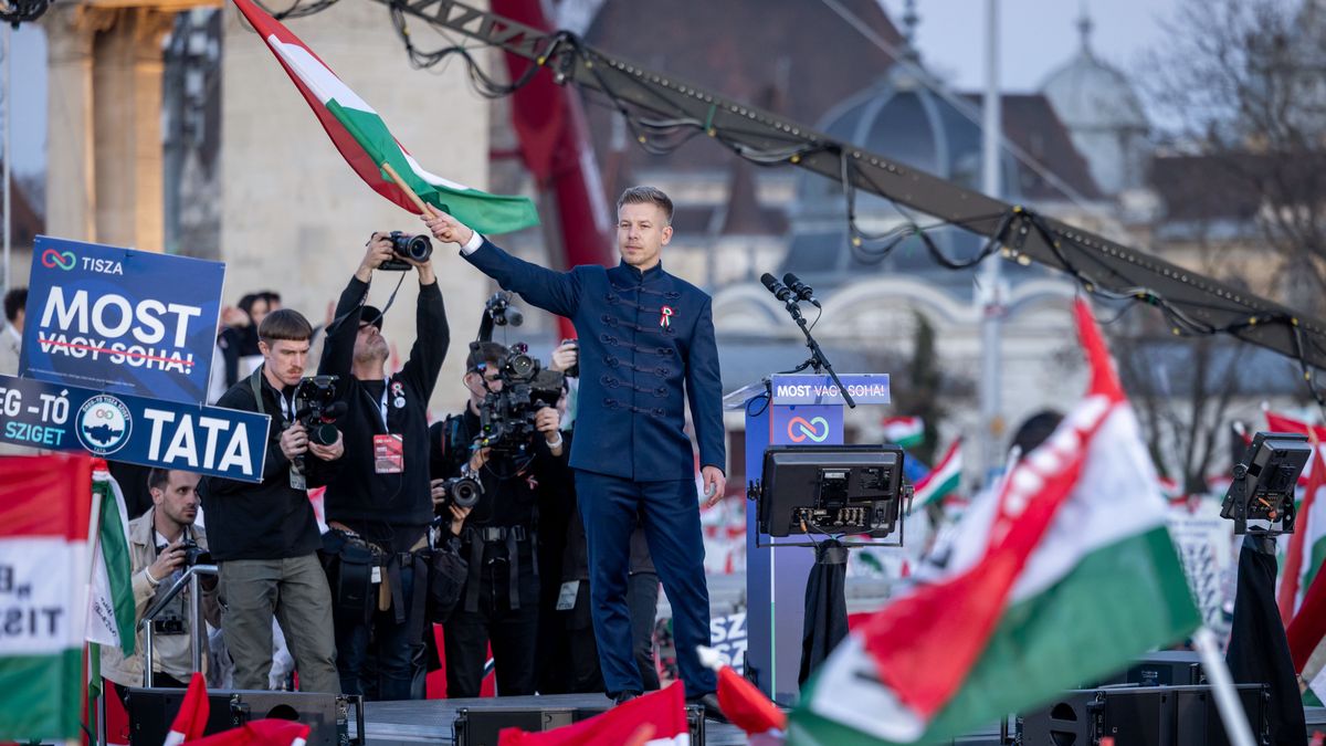Peter Magyar na niedzielnym marszu