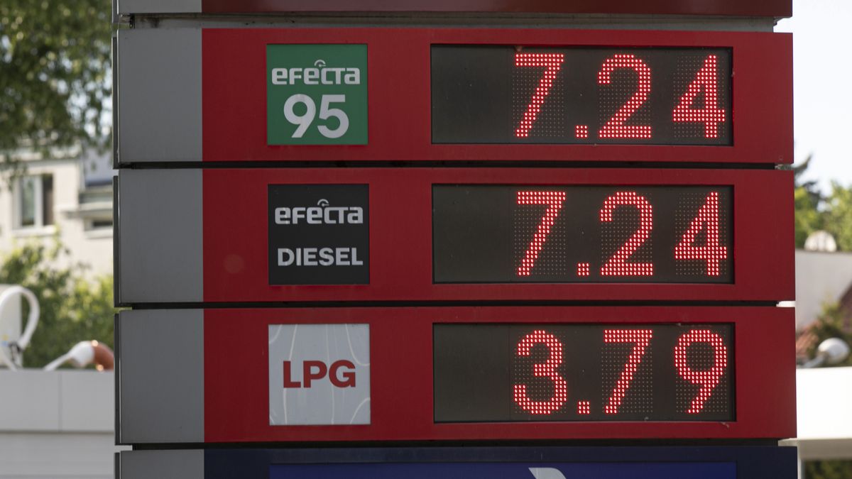 17.05.2022. Warszawa. Ceny paliw na stacjach benzynowych.