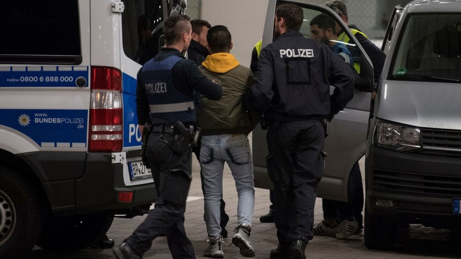 Niemcy. Policja o szczegółach ewakuacji lotniska we Frankfurcie (zdjęcie ilustracyjne)
