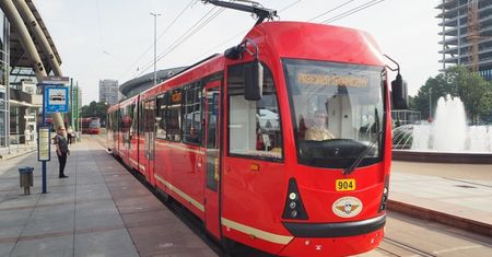 Katowice. "Helmuty" po remoncie, zyskały gniazdka USB i niską podłogę