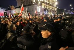 "Gazeta Wyborcza": stołeczni policjanci pracują po godzinach jako ochrona Kaczyńskiego. Za darmo