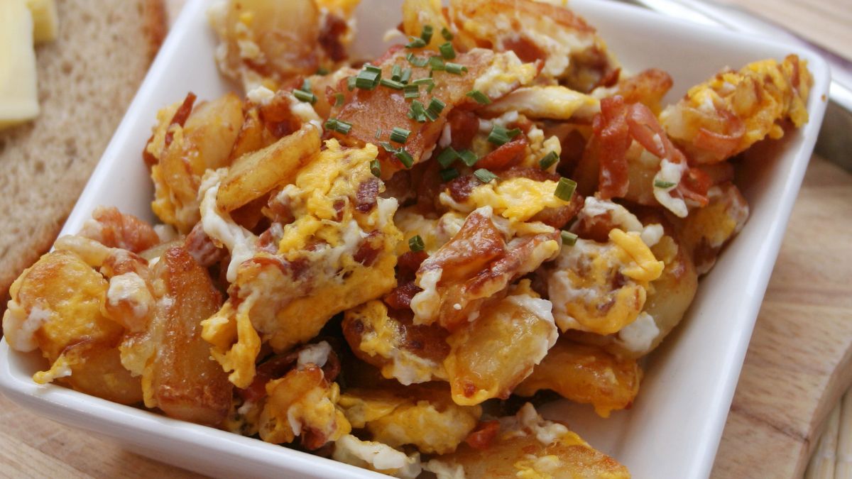 Do tego dania możesz wykorzystać ziemniaki z wczorajszego obiadu