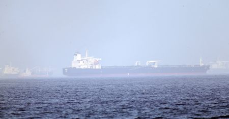 Ponad 120 tankowców płynie do USA. Po "najsłodszą" ropę i gaz