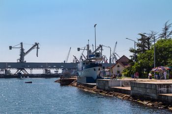 Rosja przejmuje porty. Tuapse znacjonalizowany. "Przemyt niebezpiecznych ładunków"