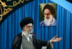 Ajatollah Ali Chamenei sceptyczny w kwestii rozmów atomowych między Iranem a grupą 5+1