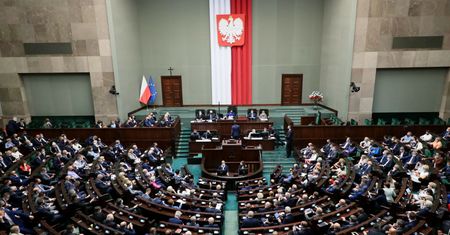UJAWNIAMY. Odkryliśmy krytyczne błędy w poczcie rządu i Sejmu