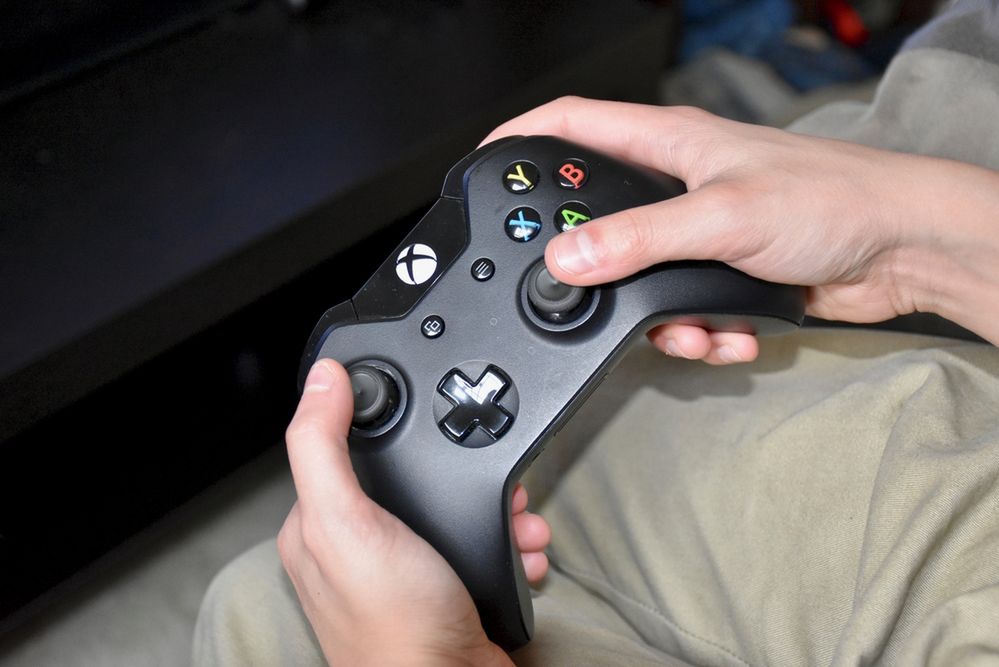 Asystent Google zyskał możliwość sterowania konsolą Xbox One