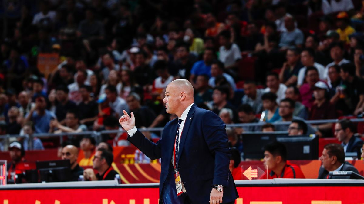 PAP/EPA / ROMAN PILIPEY / Na zdjęciu: Mike Taylor