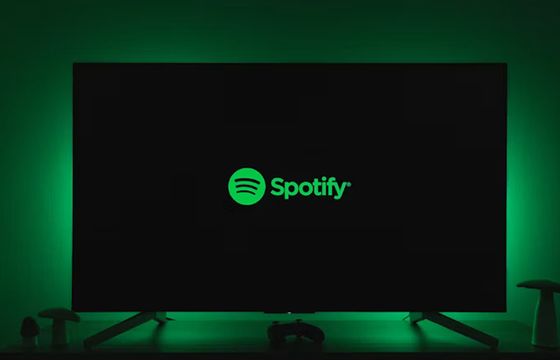 Spotify zacznie oznaczać artystów AI. Nie chce, by słuchacze byli wprowadzani w błąd