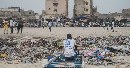 Tragiczne odkrycie u wybrzeży Senegalu. Odnaleziono co najmniej 30 ciał w znacznym stanie rozkładu