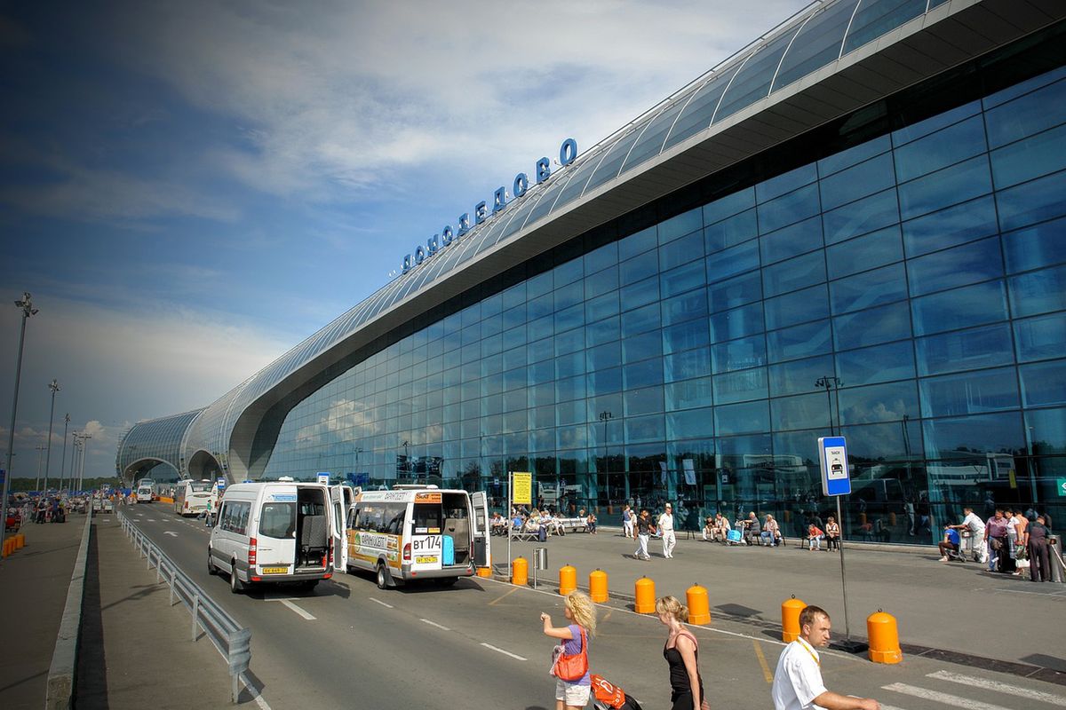 Lotnisko Moskwa-Domodiedowo. Jak się dostać do centrum miasta?
