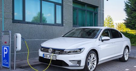 Niemcy dopłacą 4 tys. euro nabywcom aut elektrycznych. W Polsce nie ma takich planów